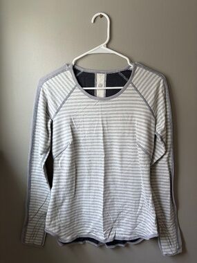 Lululemon Long Sleeve Run shirt (reversible)
